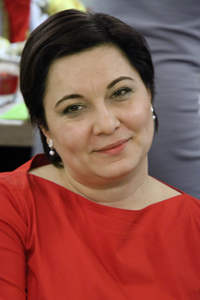 Елена Изотова